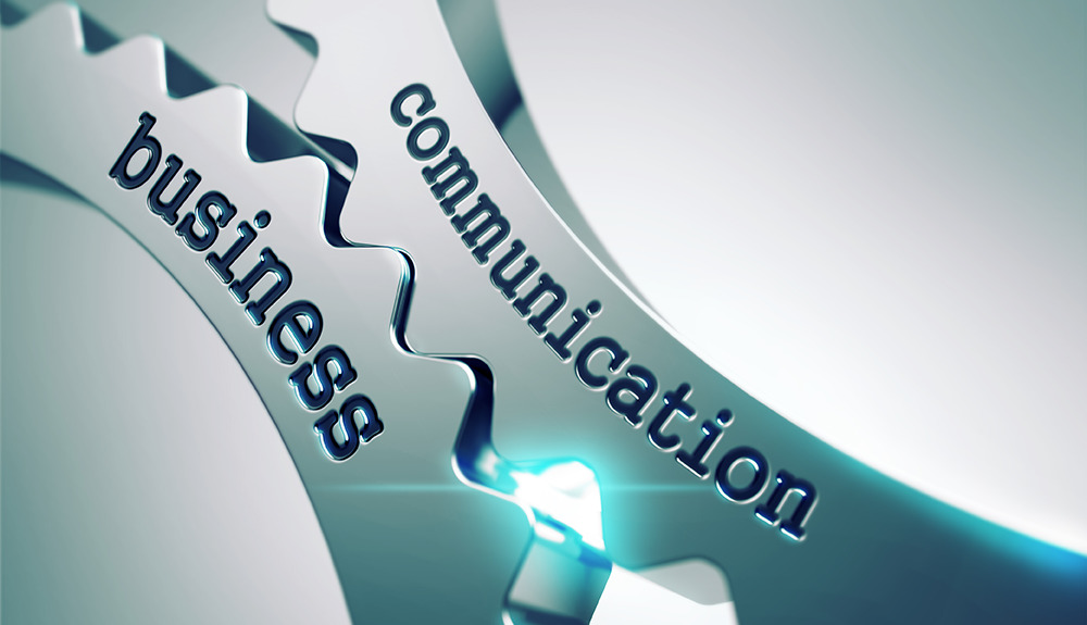 Improving Communication between Business and IT with Enterprise Architecture Information